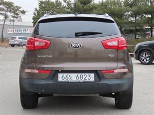 KIA Sportage - Vista 8