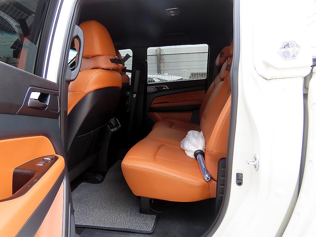 Ssangyong Rexton - Vista 6