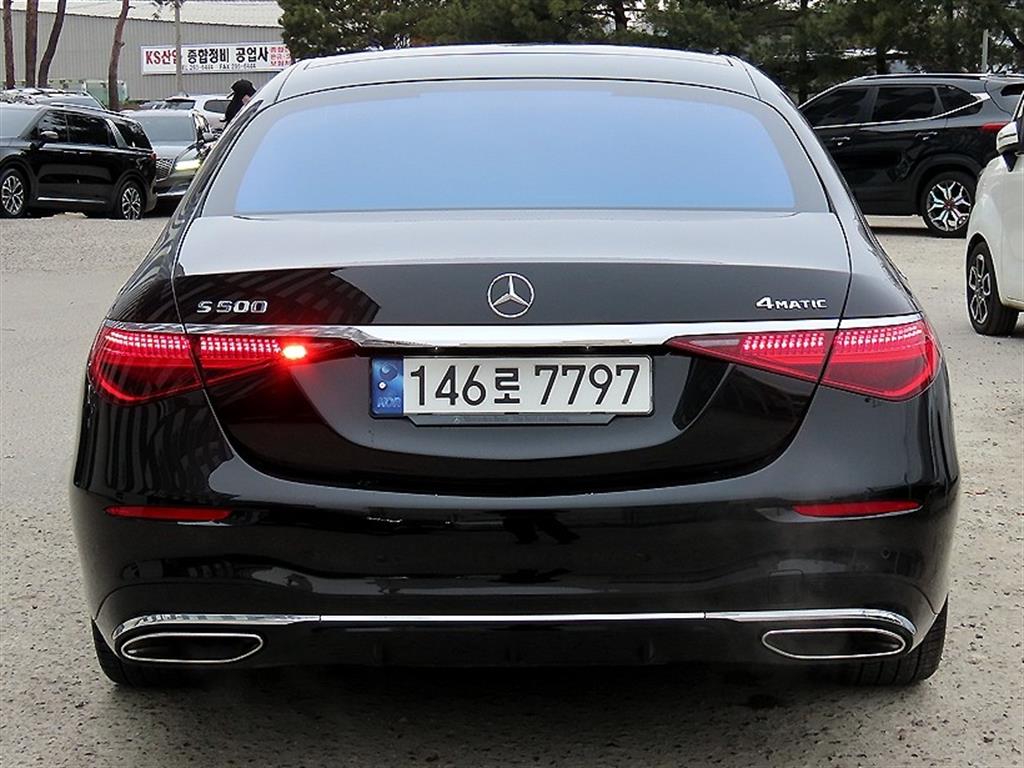 Mercedes Benz S Class - Vista 4