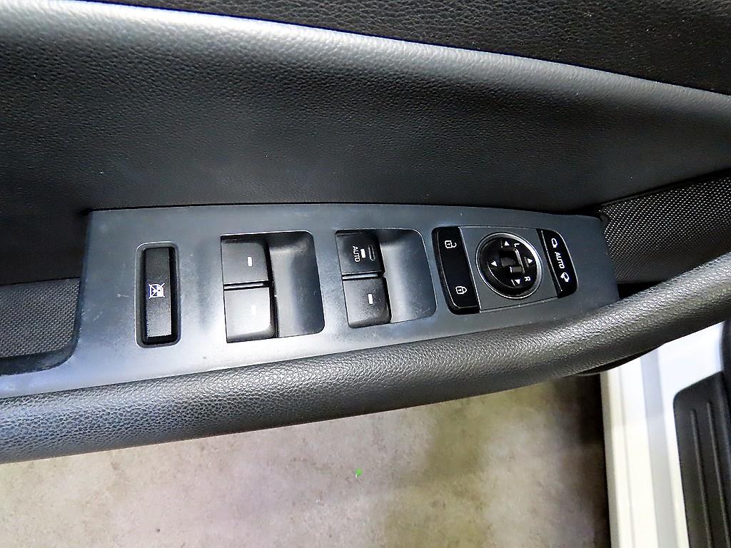 HYUNDAI Sonata 2017 Blanco - Importación desde Corea - HF Imports Iquique - Foto 13