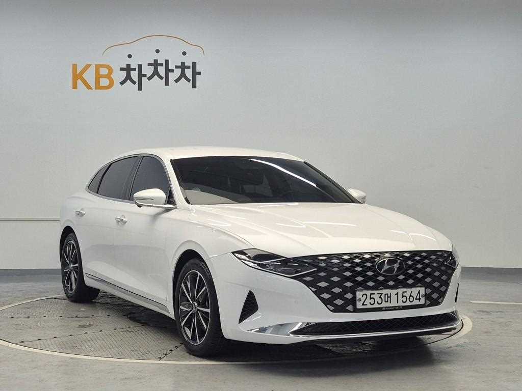 HYUNDAI Grandeur - Vista 4