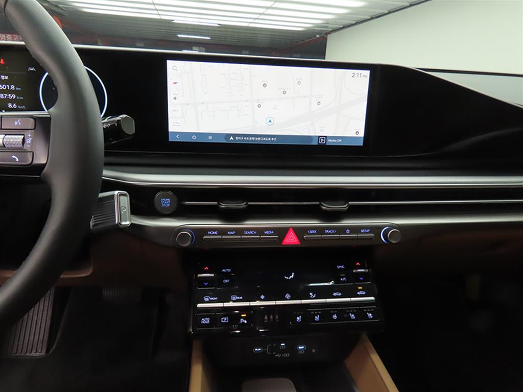 HYUNDAI Grandeur - Vista 12