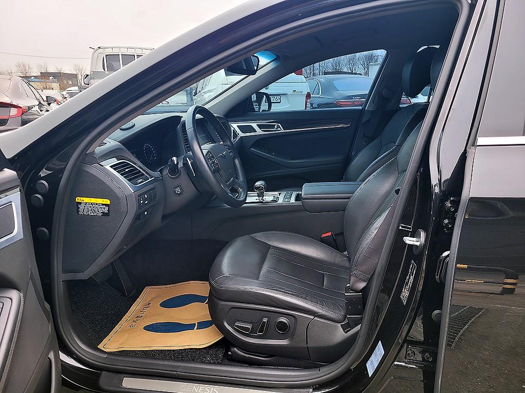 Genesis G80 - Vista 6