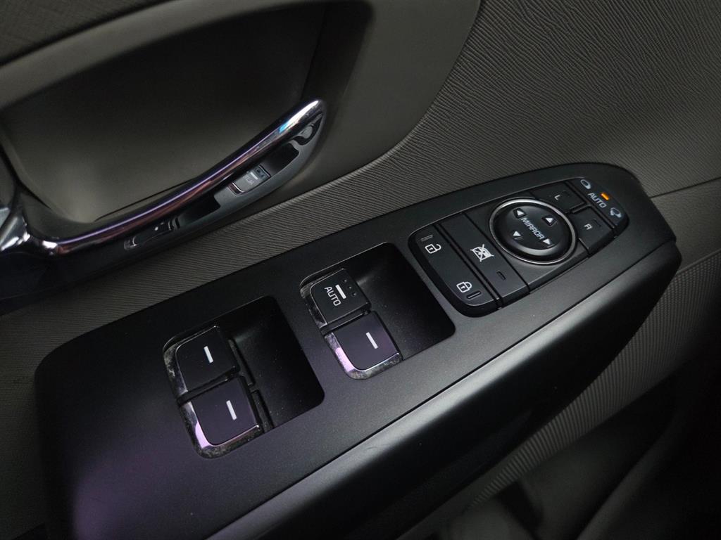 KIA Carnival 2017 Blanco - Importación desde Corea - HF Imports Iquique - Foto 14