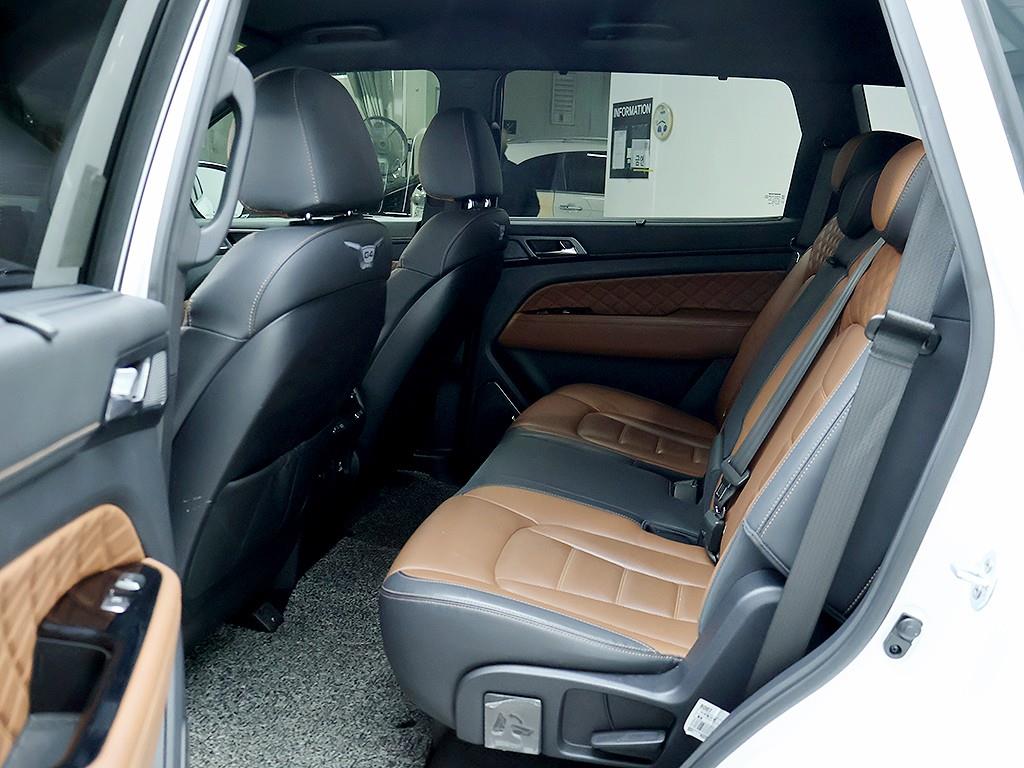 Ssangyong Rexton 2020 the color of pearl - Importación desde Corea - HF Imports Iquique - Foto 12