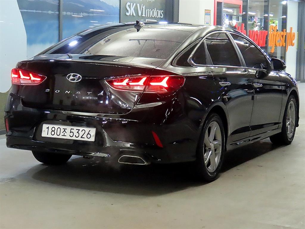 HYUNDAI Sonata - Vista 4