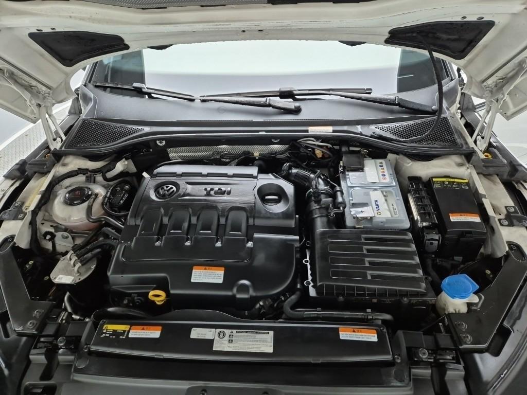 Volkswagen Arteon - Vista 5