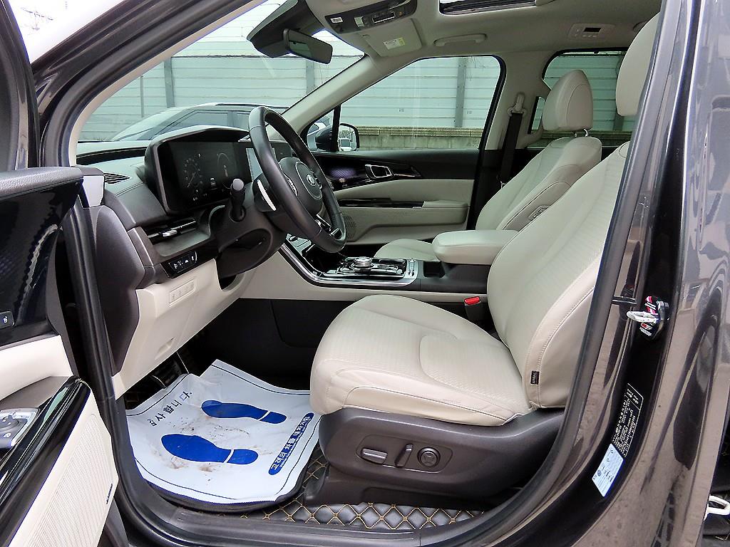 KIA Carnival - Vista 5