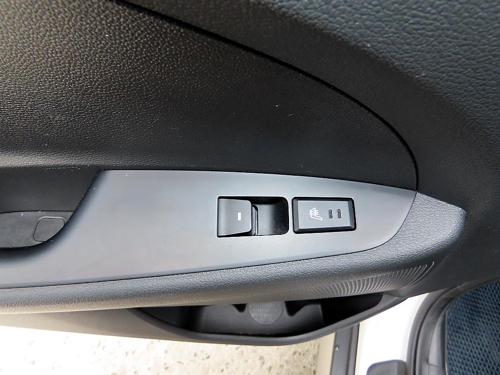 HYUNDAI Tucson 2017 Blanco - Importación desde Corea - HF Imports Iquique - Foto 16