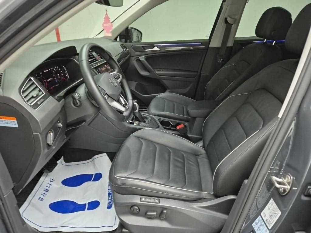 Volkswagen Tiguan - Vista 11