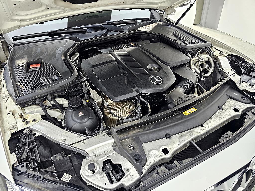 Mercedes Benz E class - Vista 6