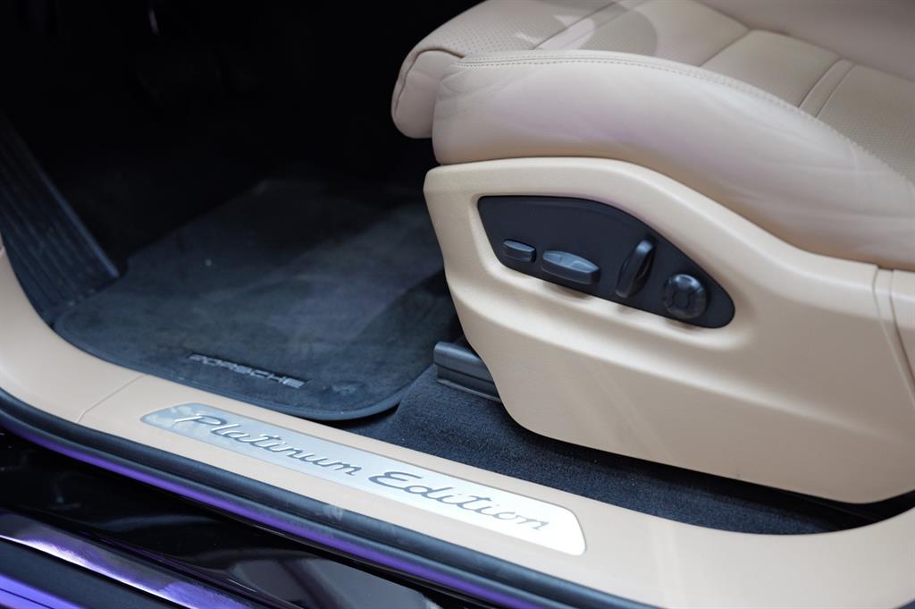 Porsche Cayenne 2023 Negro - Importación desde Corea - HF Imports Iquique - Foto 18