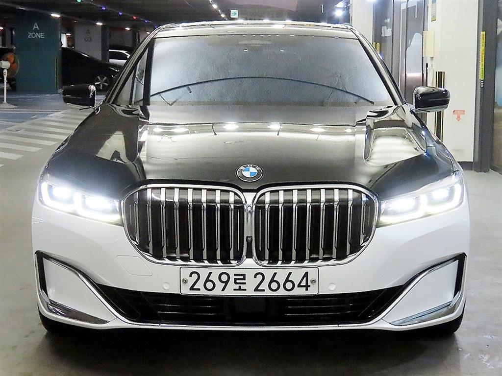 BMW 7 Series - Vista 2