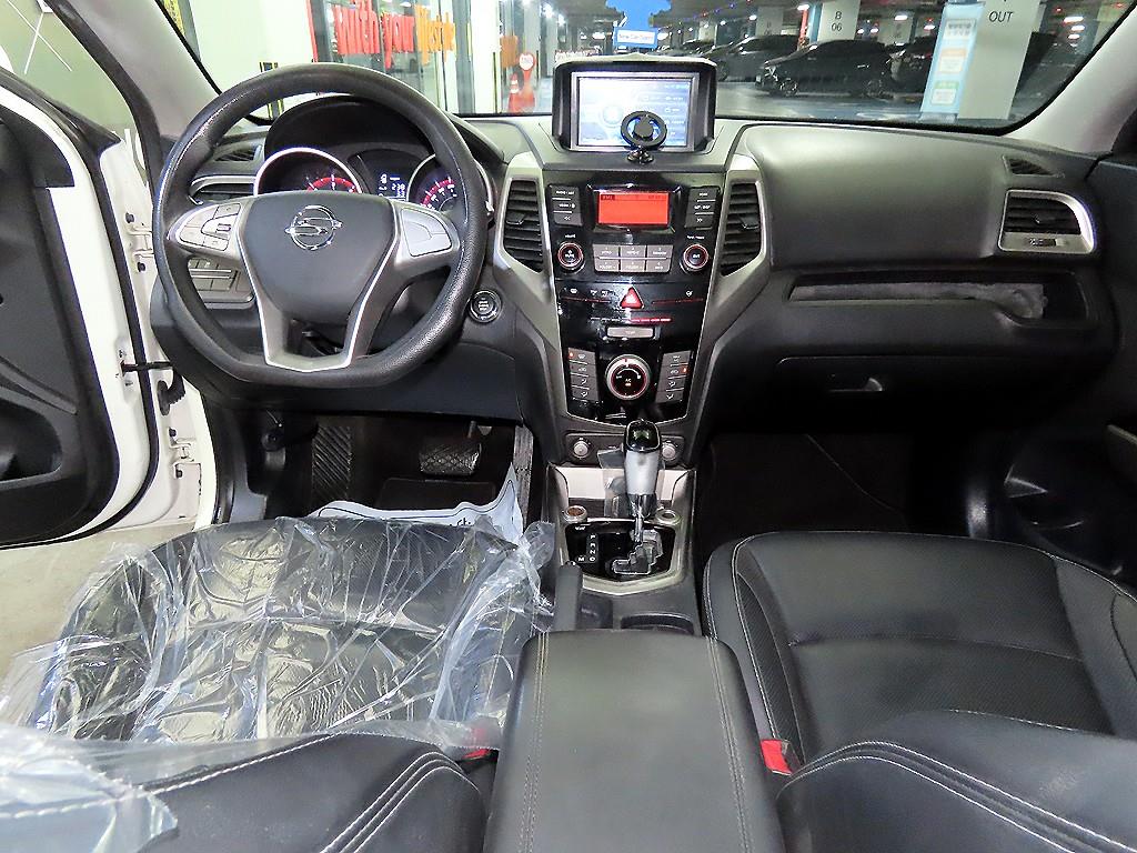 Ssangyong Tivoli - Vista 10