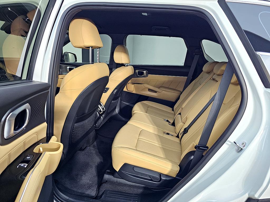KIA Sorento - Vista 9