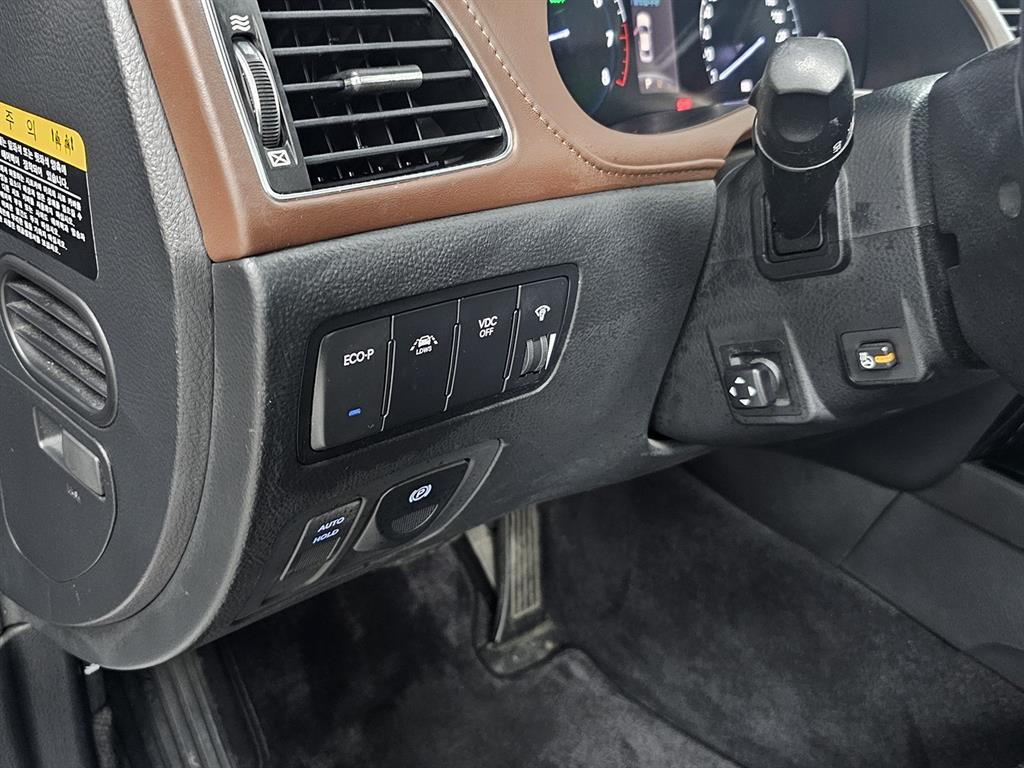 HYUNDAI Genesis 2012 Plateado - Importación desde Corea - HF Imports Iquique - Foto 17