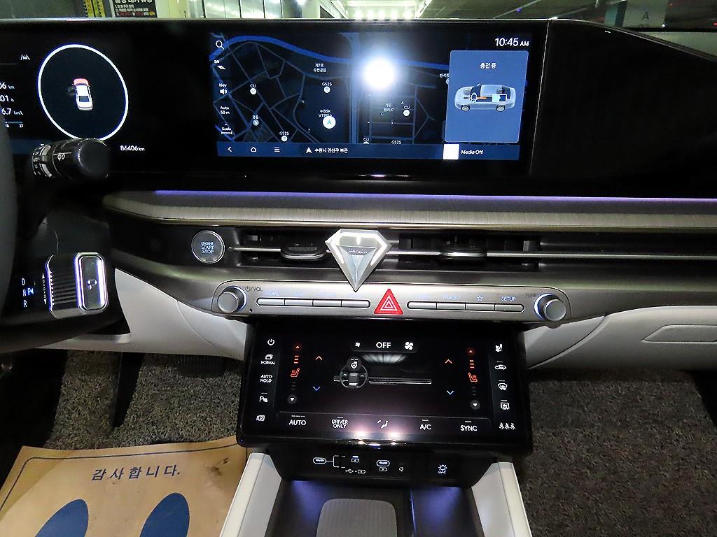 HYUNDAI Grandeur - Vista 11