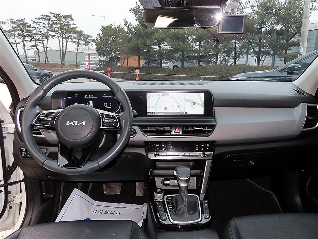 KIA Seltos - Vista 7