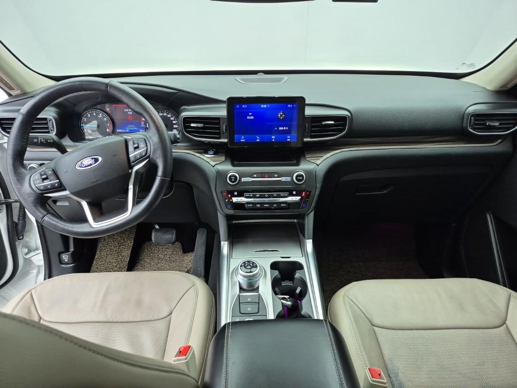 Ford Explorer - Vista 5