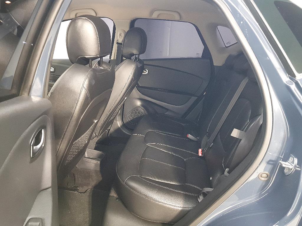 SAMSUNG QM3 - Vista 8