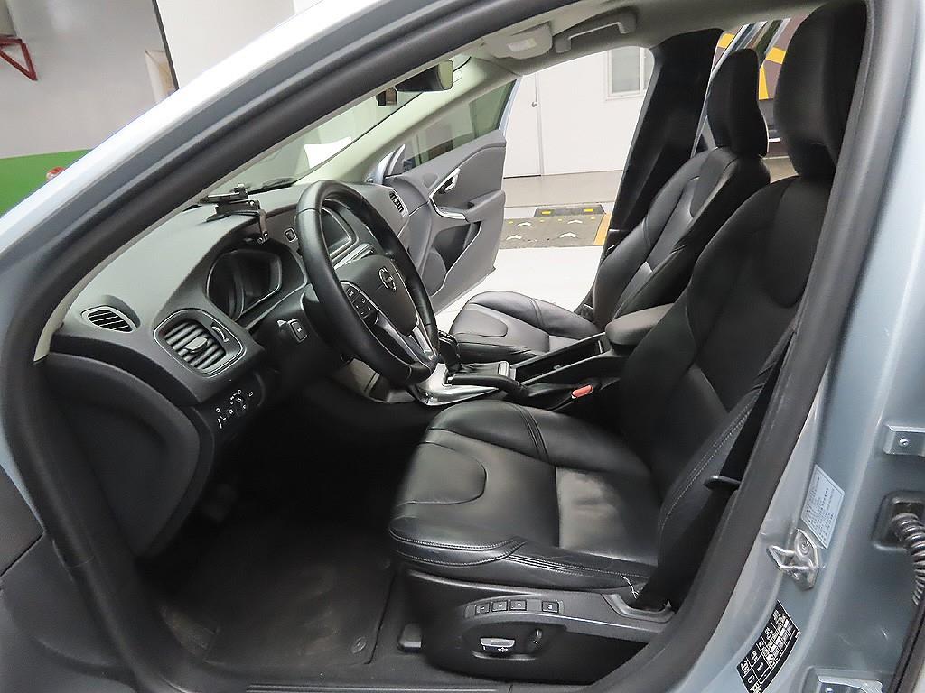 Volvo V40 2017 Gris - Importación desde Corea - HF Imports Iquique - Foto 12