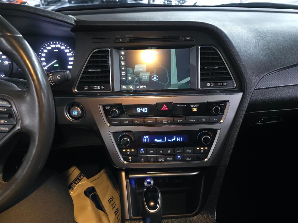 HYUNDAI Sonata 2017 Blanco - Importación desde Corea - HF Imports Iquique - Foto 13