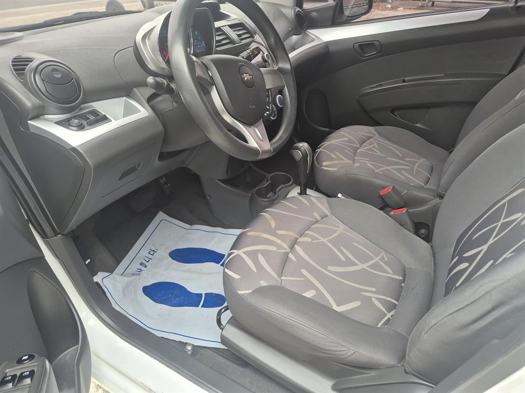 Chevrolet Spark - Vista 5