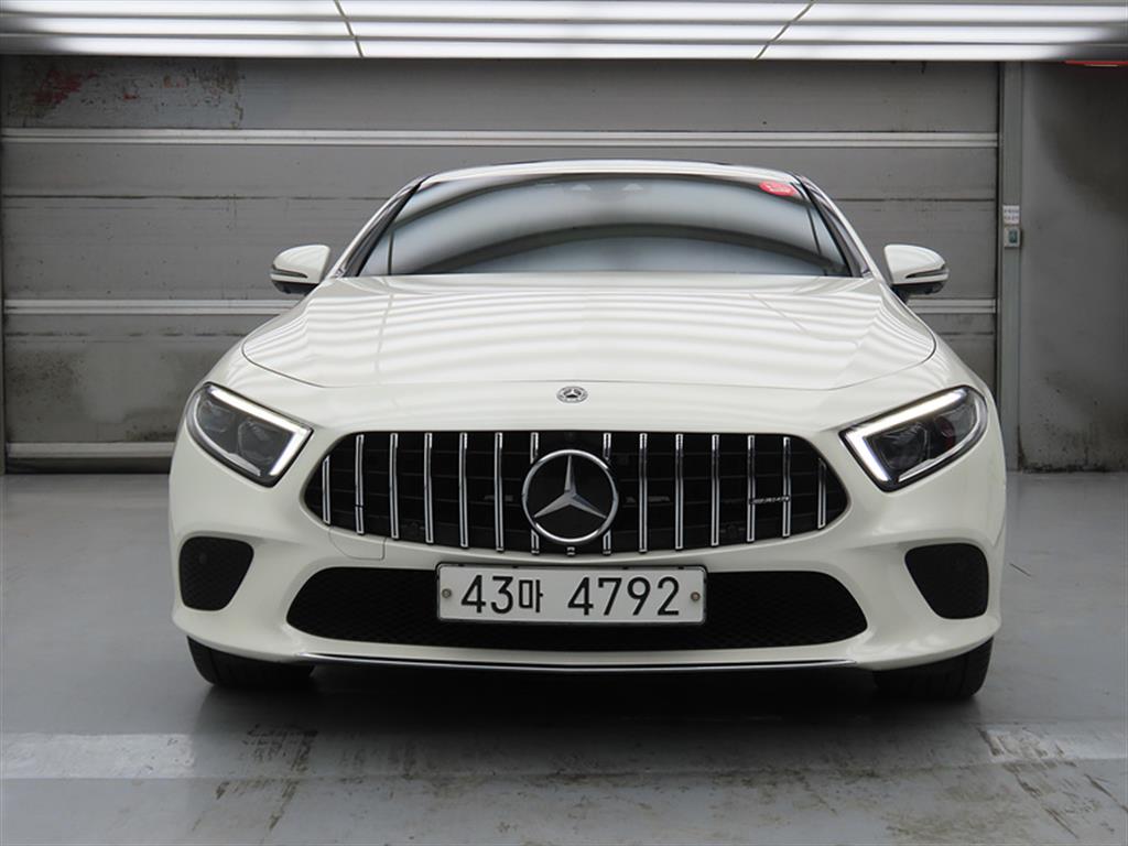 Mercedes Benz CLS Class - Vista 2