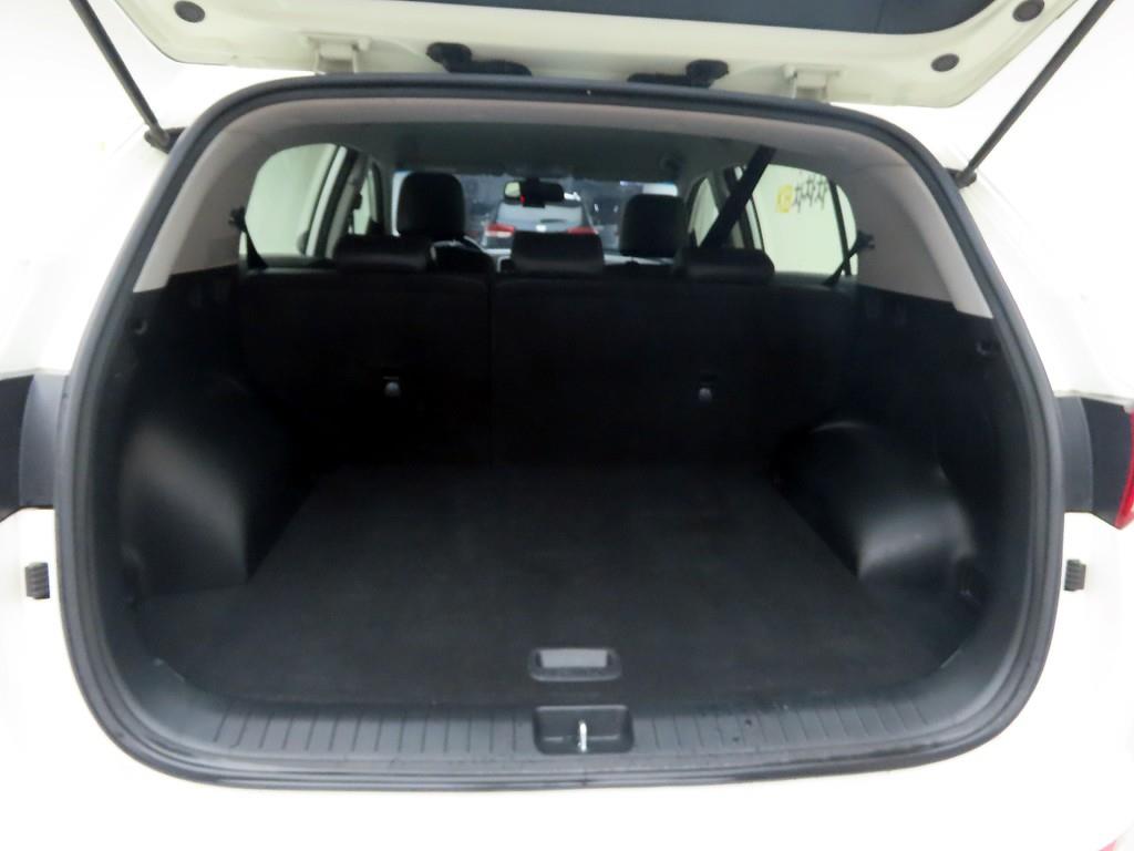 KIA Sportage - Vista 5