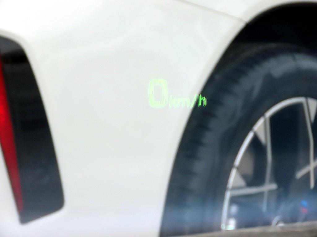 HYUNDAI Genesis - Vista 10