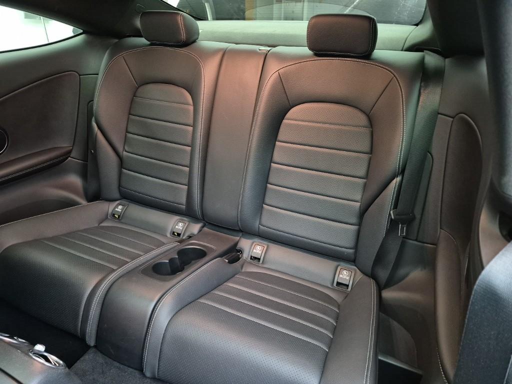 Mercedes Benz C Class - Vista 12