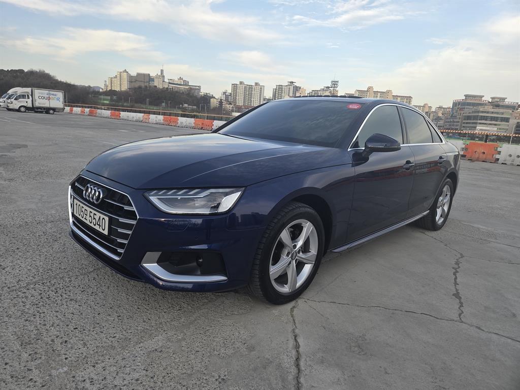Audi A4 2021 Azul - Importación desde Corea - HF Imports Iquique - Foto 1
