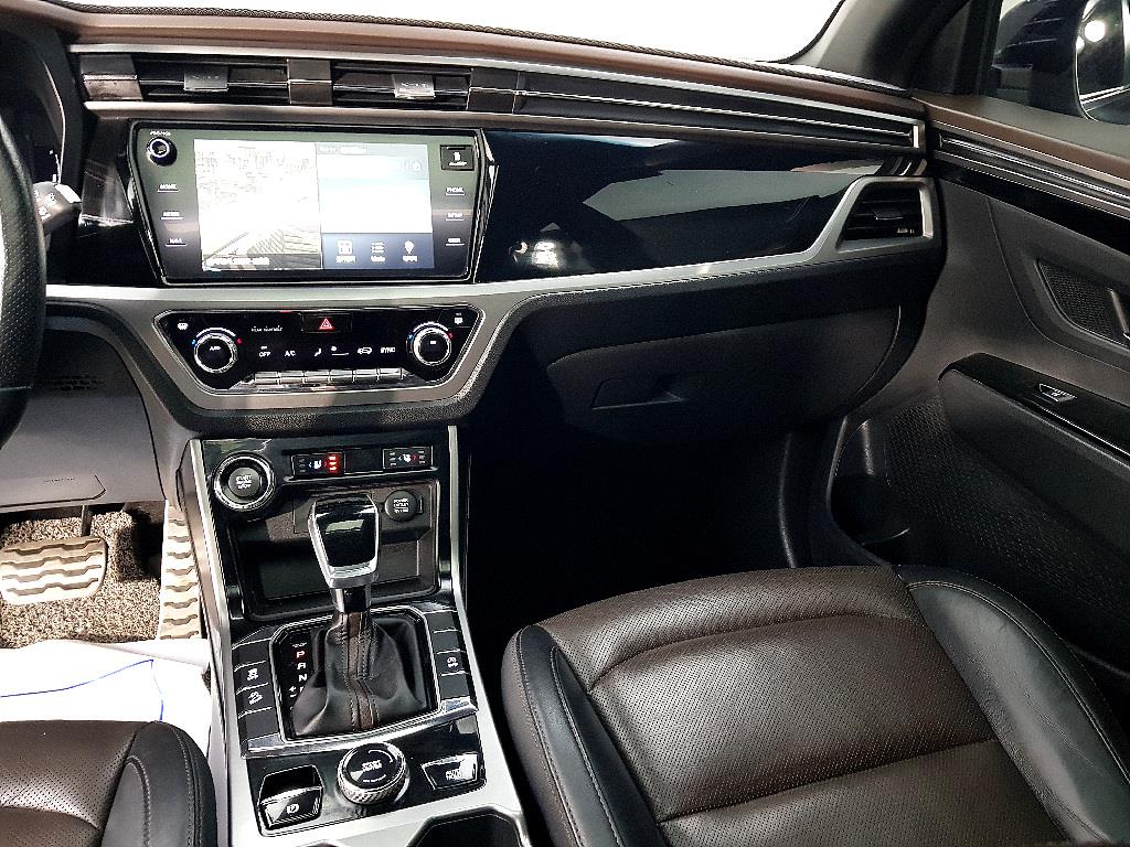 Ssangyong Korando - Vista 10