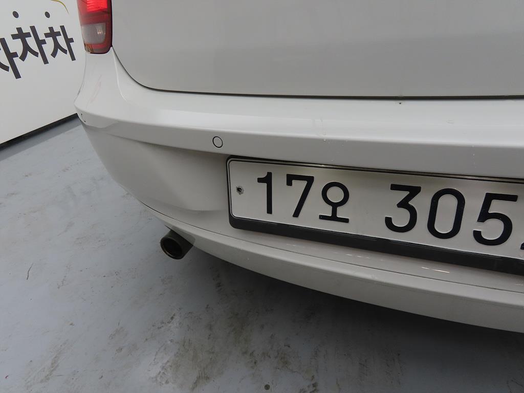 BMW 1 series 2014 Blanco - Importación desde Corea - HF Imports Iquique - Foto 17