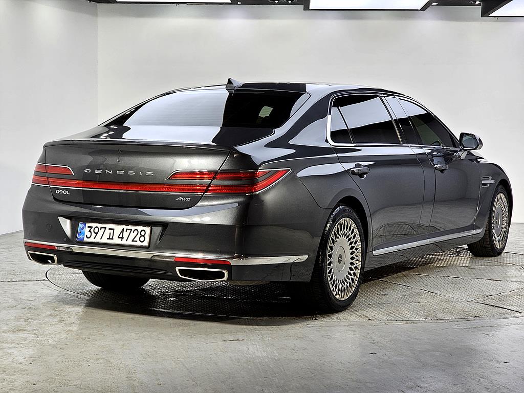 Genesis G90 - Vista 4