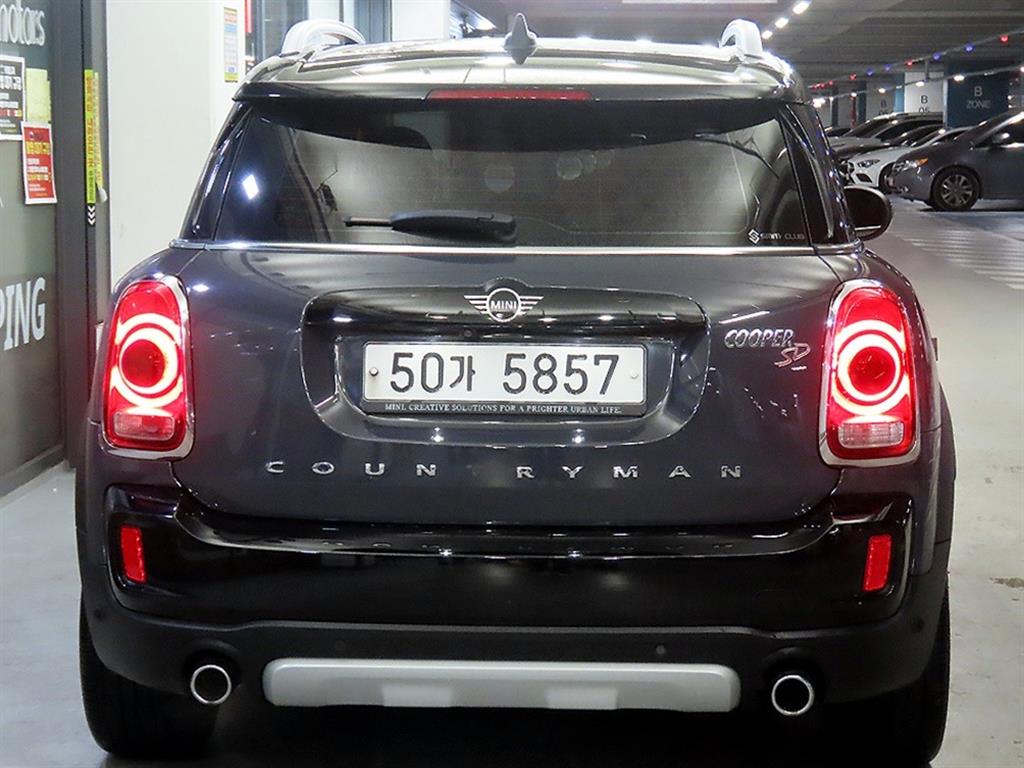 Mini Countryman - Vista 5