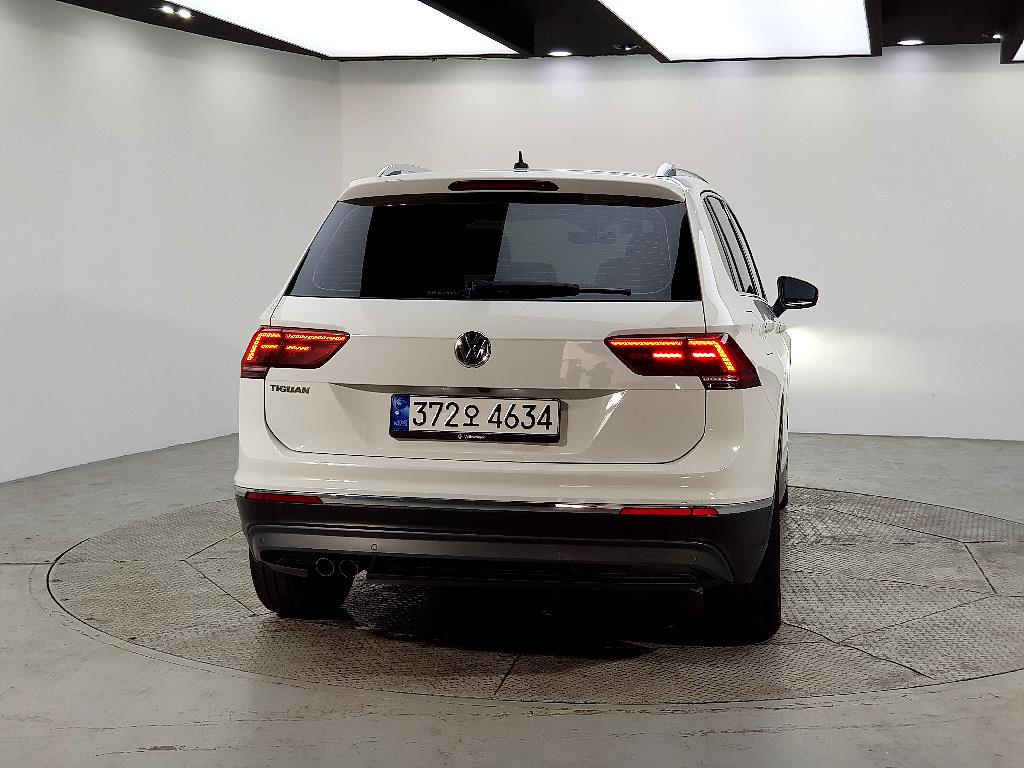 Volkswagen Tiguan - Vista 3