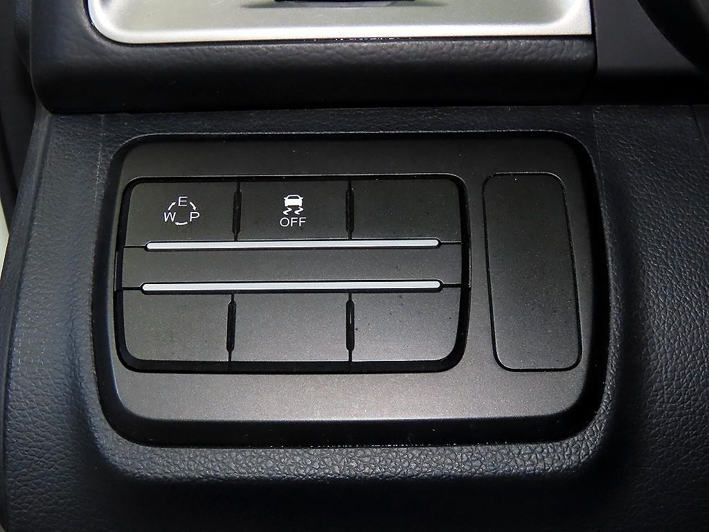 Ssangyong Tivoli 2017 Blanco - Importación desde Corea - HF Imports Iquique - Foto 14