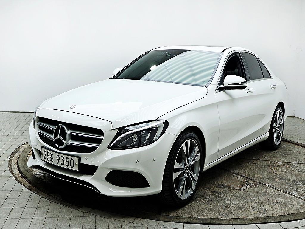 Mercedes Benz C Class - Vista 3