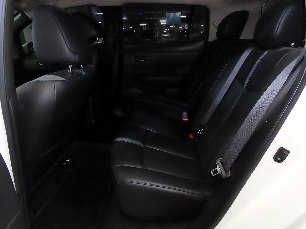 Nissan Leaf - Vista 6
