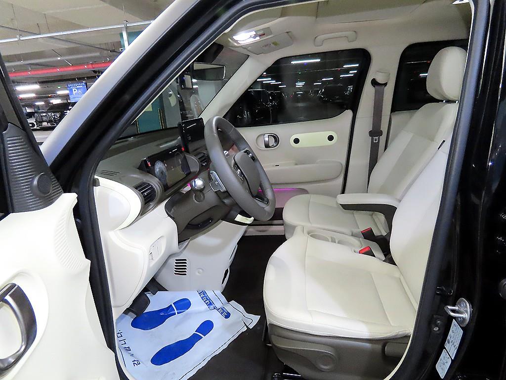 HYUNDAI Casper - Vista 6