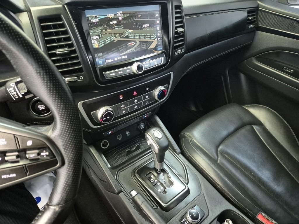 Ssangyong Rexton - Vista 10