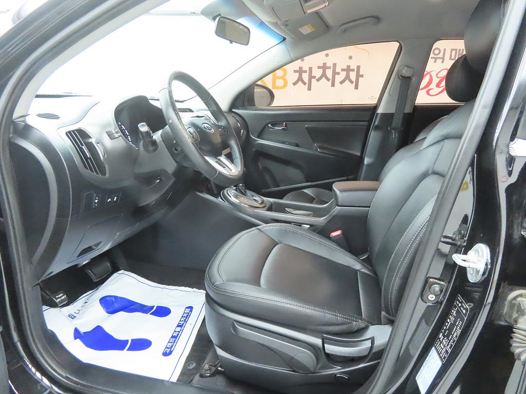 KIA Sportage - Vista 5