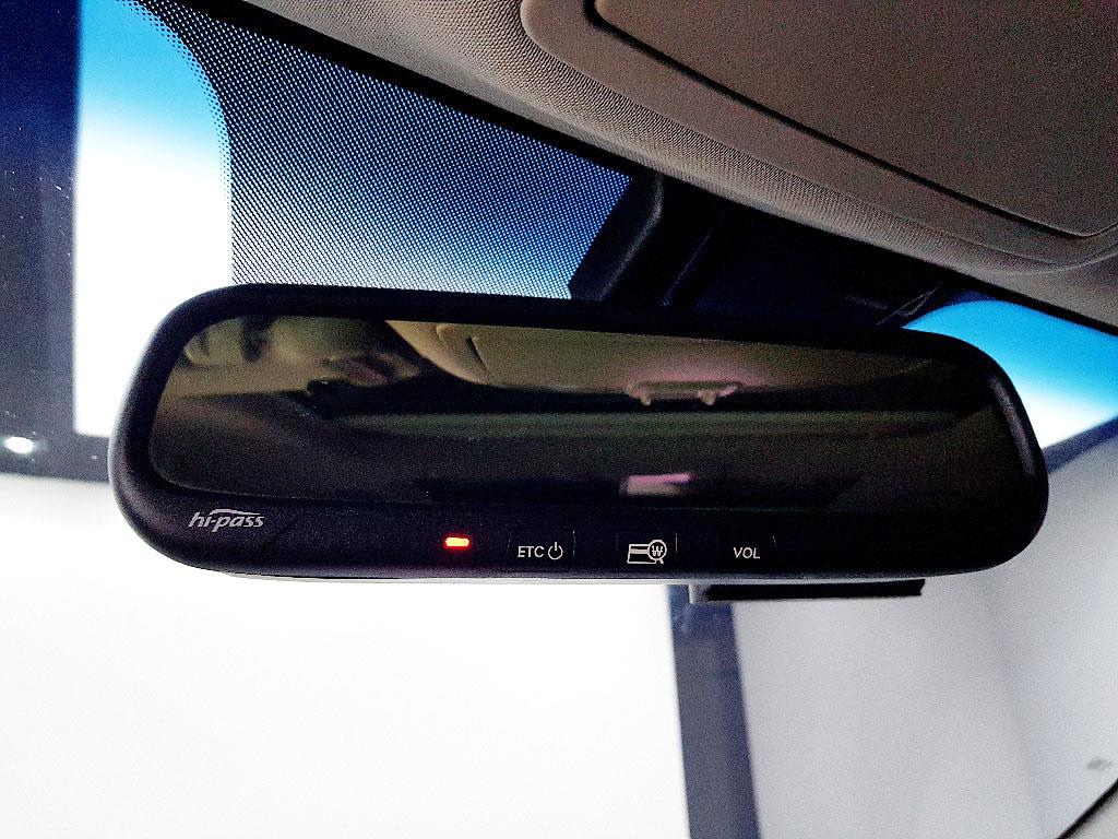 KIA Sportage - Vista 11