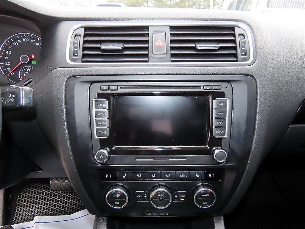 Volkswagen Jetta 2013 Blanco - Importación desde Corea - HF Imports Iquique - Foto 13