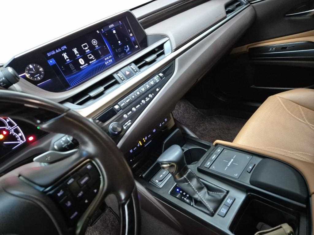 Lexus ES - Vista 10