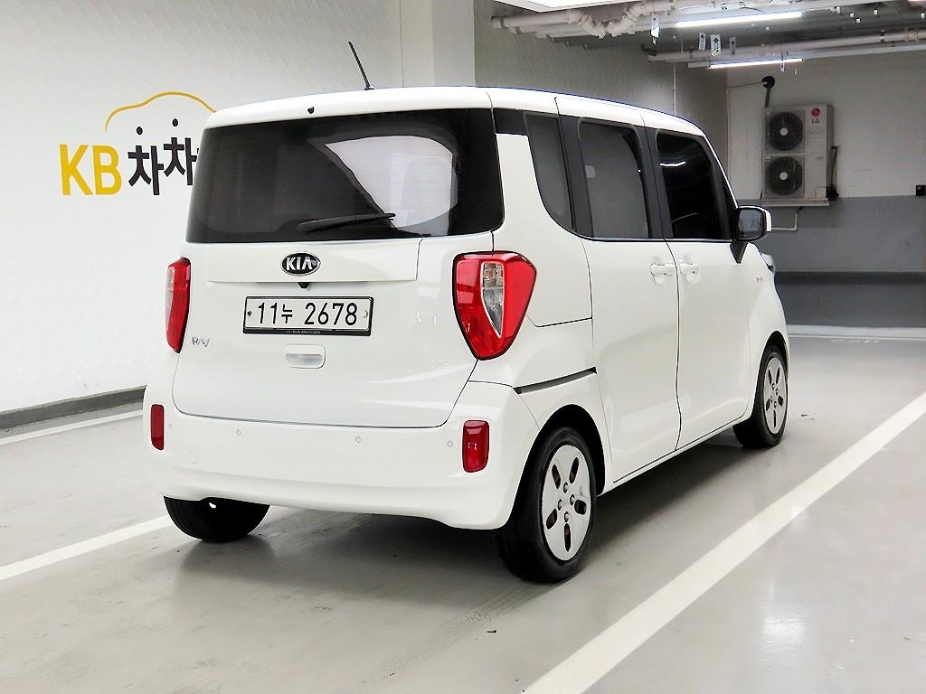 KIA Ray - Vista 4