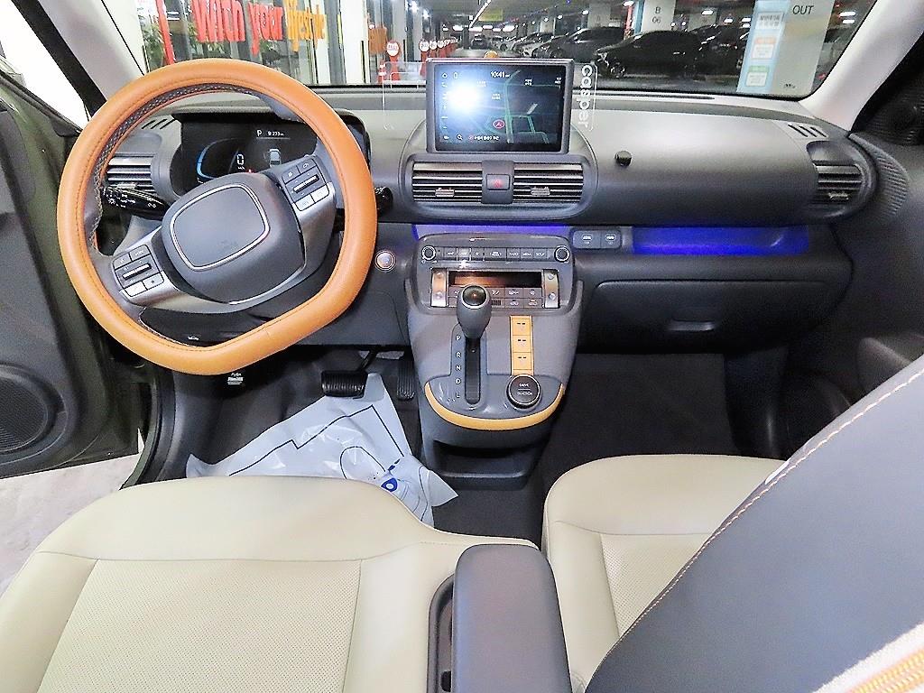HYUNDAI Casper - Vista 10