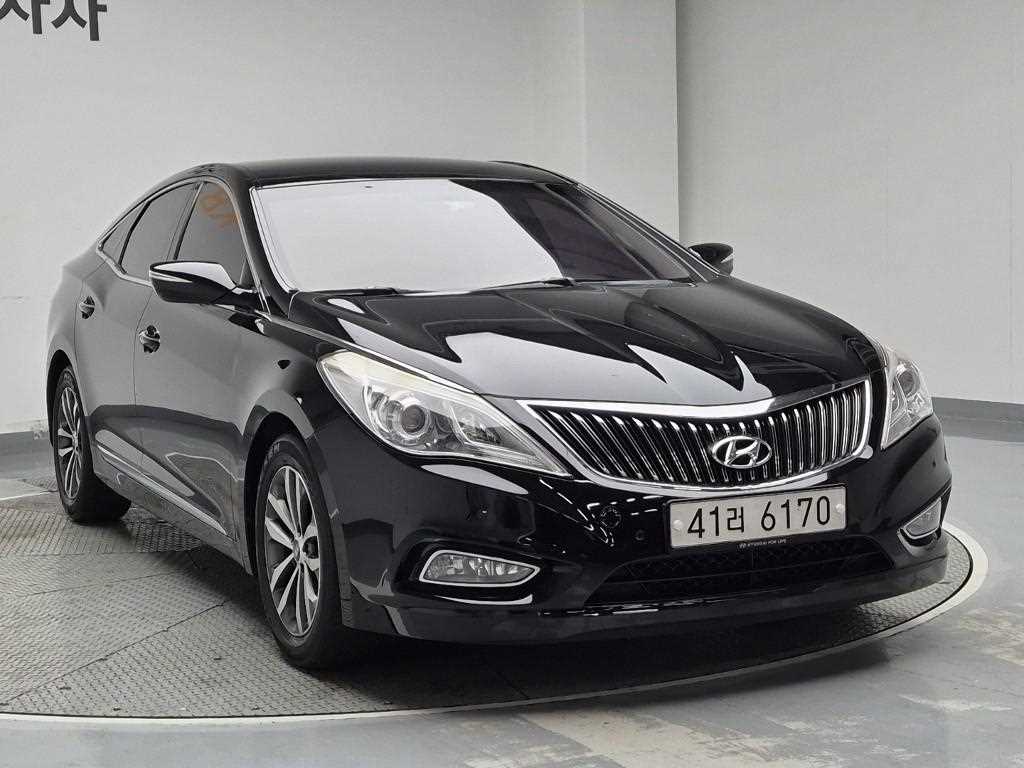 HYUNDAI Grandeur - Vista 4