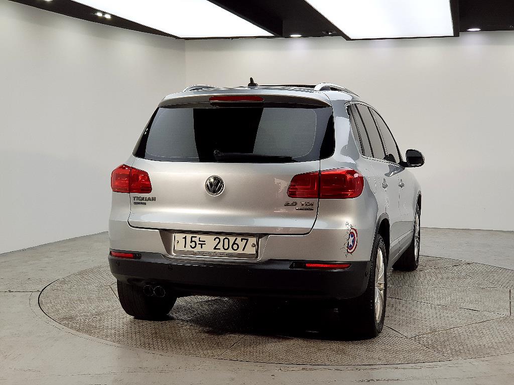 Volkswagen Tiguan - Vista 3
